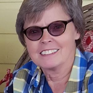 Meet your Posher, Leta